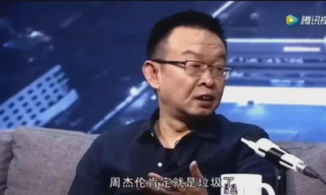 皮衣成中年男人的“性价比战袍”？AG真人霸总带货第一人！雷军同款(图8)